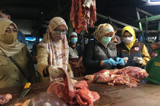 Puskeswan Maros Sidak Pedagang Daging Jelang Lebaran