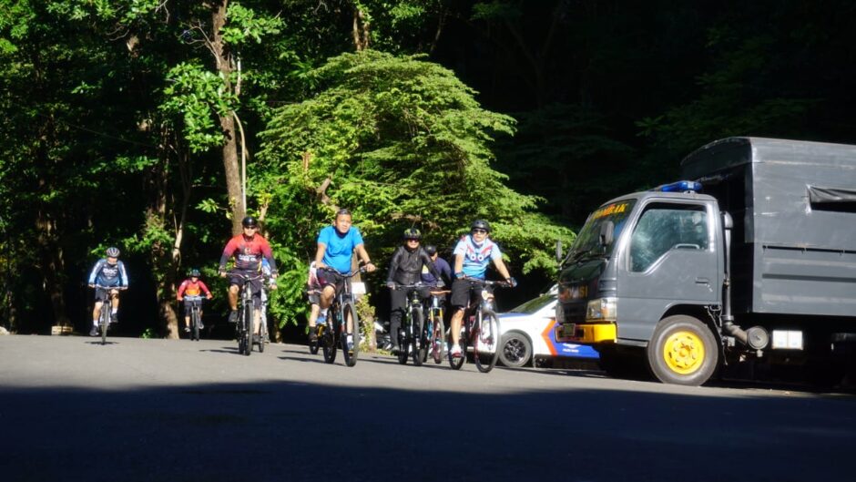 Hari Juang Kartika TNI AD ke 76: Ratusan Peserta Fun Cross Jelajahi Keindahan Tompobulu