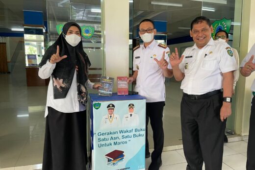 Pemkab Maros Gelar Gerakan Wakaf Buku