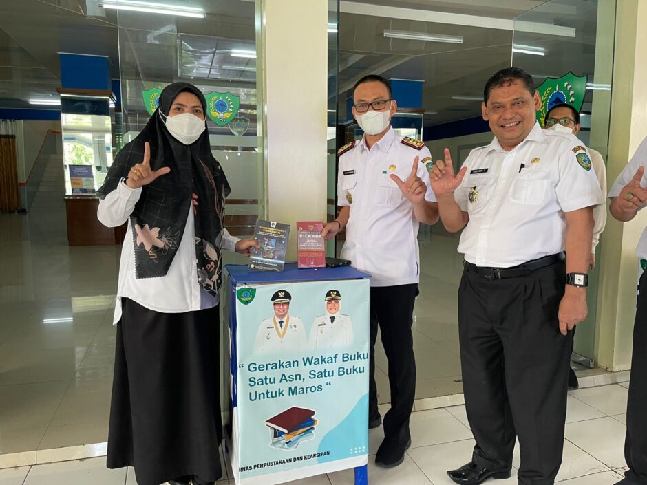 Pemkab Maros Gelar Gerakan Wakaf Buku