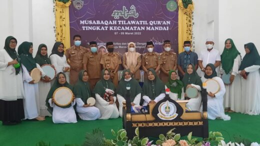 Resmi Membuka MTQ, Wakil Bupati Maros Berharap Kegiatan Ini Melahirkan Penghafal Alquran