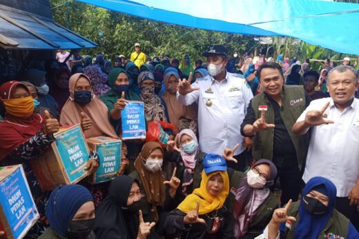 Pemkab Maros Bersama LAN Gelar Baksos di Desa Pucak