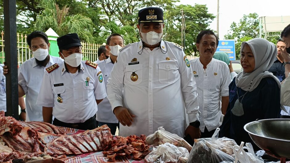 Tinjau Pasar Murah Bupati Maros Pastikan Stok Ketersediaan Pangan Aman