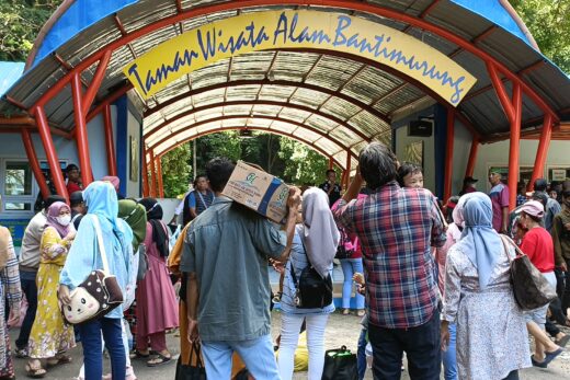 Jumlah Pengunjung Membludak Saat Libur Lebaran, Bantimurung Sumbang PAD Hingga Rp 1 Miliar