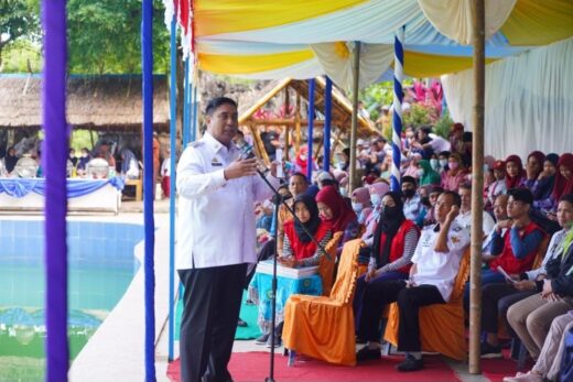 Dukung Gerakan Penghijauan Lingkungan, Bupati Maros Ikuti Penanaman Pohon Serentak di Kawasan Wisata Doli