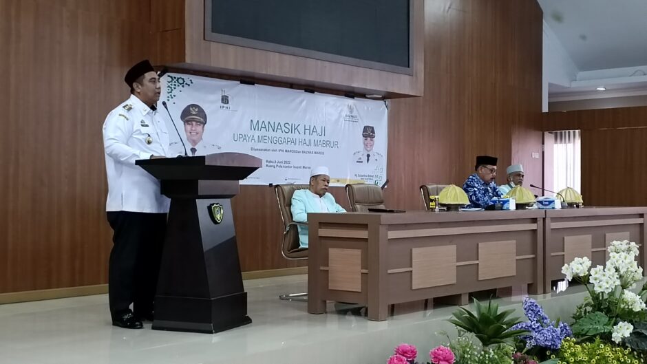 Buka Manasik Haji, Bupati Maros Beri Wejangan Kepada 142 Jemaah Calon Haji