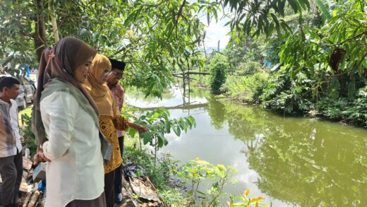 Wabup Maros Tinjau Sungai Diduga Tercemar di Maros