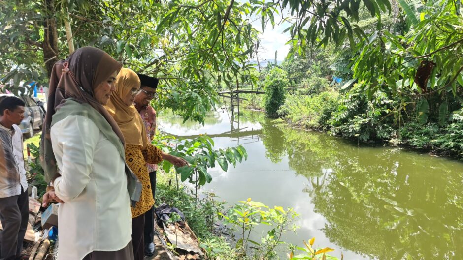 Wabup Maros Tinjau Sungai Diduga Tercemar di Maros