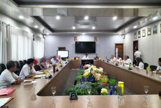 Gelar Rapat PAD Bupati Maros Apresiasi OPD yang Capai Target