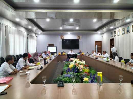 Gelar Rapat PAD Bupati Maros Apresiasi OPD yang Capai Target