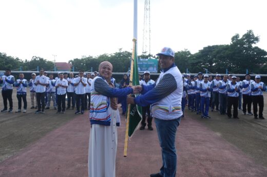 Resmi Melepas Kontingen Atlet Berlaga di Porprov XVII, Bupati Maros Target Cabor Andalan Raih Emas