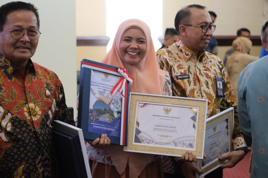 Pemkab Maros Kembali Terima Predikat Opini WTP