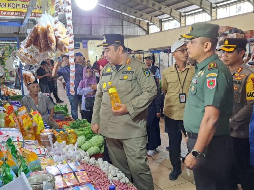 Kendalikan Laju Inflasi, Pemkab Maros Bersama Forkopimda Lakukan Operasi Pasar