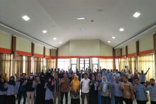 Disdikbud Maros Beri Ruang Para Guru Dalam Pendampingan Penulisan Buku