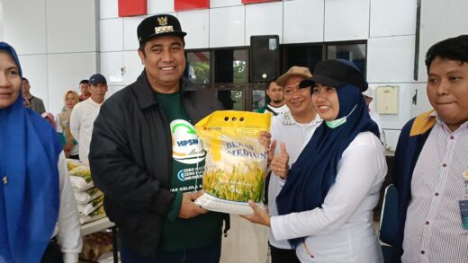 Perayaan 2 Tahun “Hati Kita Keren” Pemkab Maros Gelar Pasar Murah