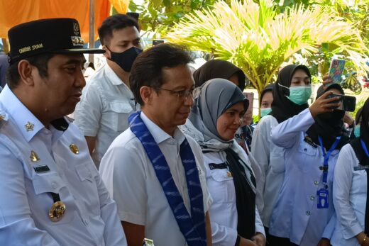 Berkunjung Ke Sulsel, Menkes Tinjau Fasilitas Kesehatan di Puskesmas Maros Baru