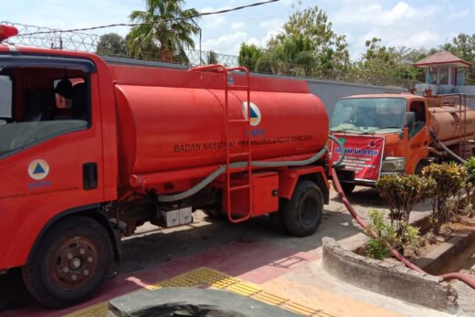 BPBD Maros Salurkan Bantuan 20 Ribu Liter Air Bersih ke Lapas