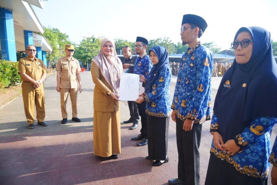 17 PPPK Tahun 2022 di Maros Resmi Terima SK
