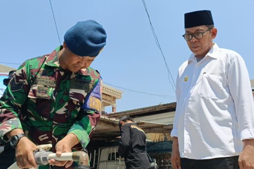 Warga Terdampak Kekeringan, TNI AU Bersama Kementrian PUPR Salurkan Bantuan Air Bersih