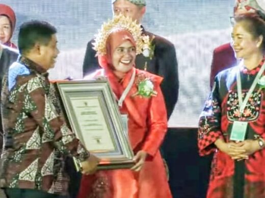 Pemkab Maros Raih Penghargaan Swasti Saba Wiwerda 2023 Dari Kemenkes RI