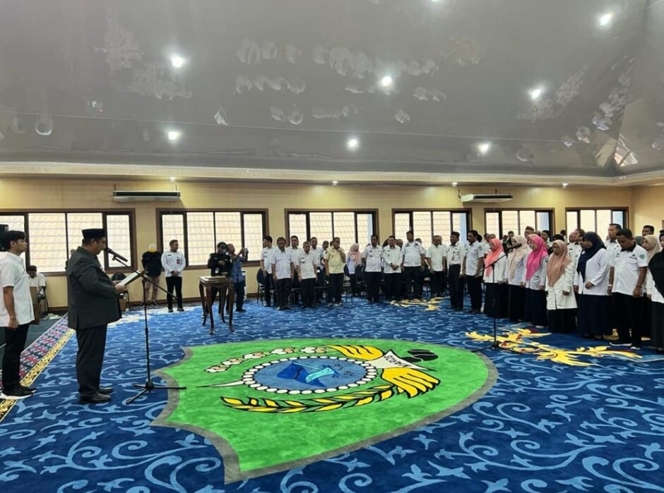 Bupati Maros Lantik 48 ASN Lingkup Dinas Pendidikan dan Kesehatan