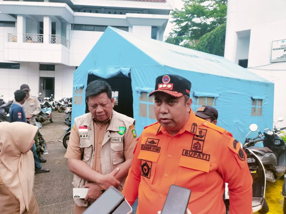 Hadapi Bencana Awal Tahun Bupati Maros Pastikan Cadangan Logistik Aman