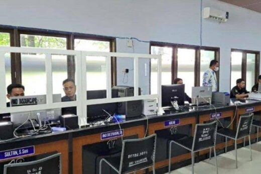 Permohonan e-KTP Jelang Pemilu 2024 di Maros Membludak
