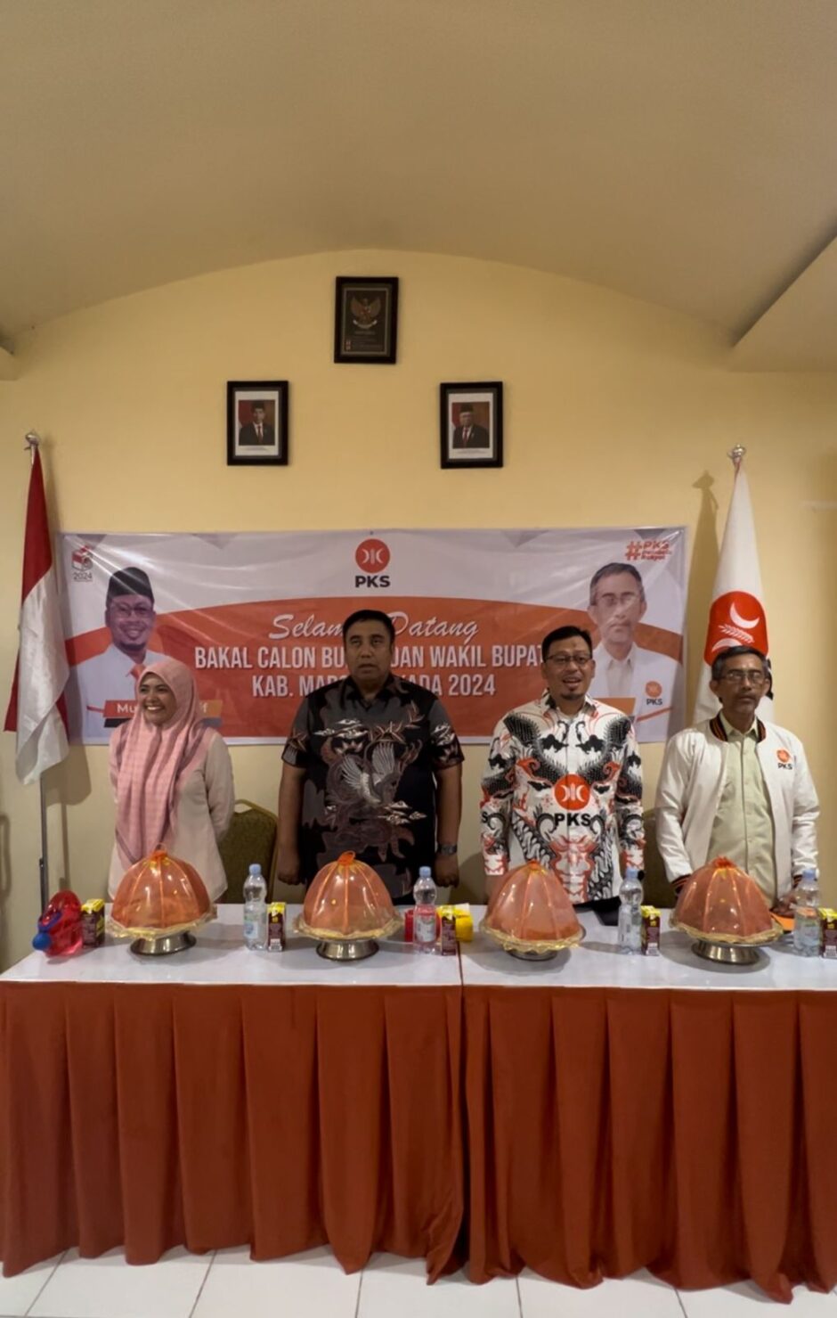 Pasangan Hati Kita Keren Kembalikan Formulir Pendaftaran ke PKS
