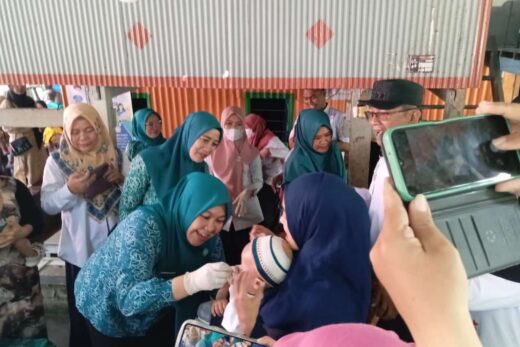 Pemkab Maros Gencarkan Vaksin Polio Nasional Untuk Anak