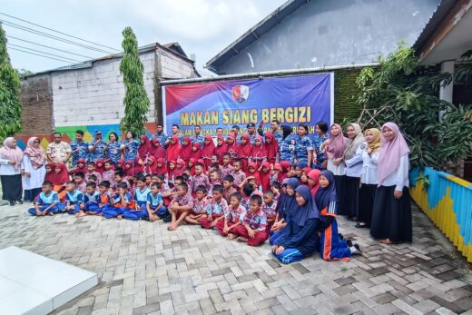 TNI AU Bersama Pemerintah Gelar Uji Coba Program Makan Siang Bergizi Gratis di Maros