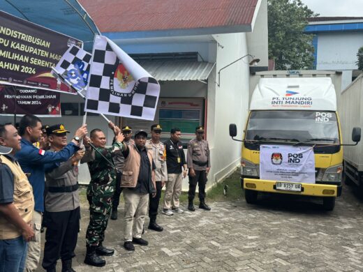 Bersama Forkopimda KPU Maros Mulai Distribusikan Logistik Pemilu