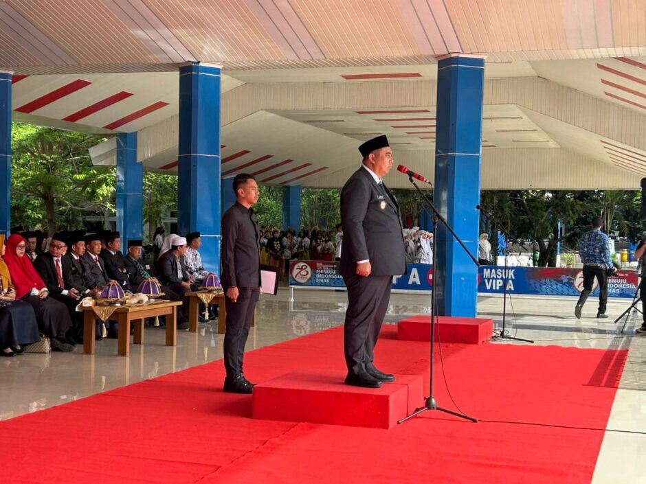 Bupati Maros, Chaidir Syam, Kembali Berkantor dan Pimpin Peringatan Hari Guru Nasional