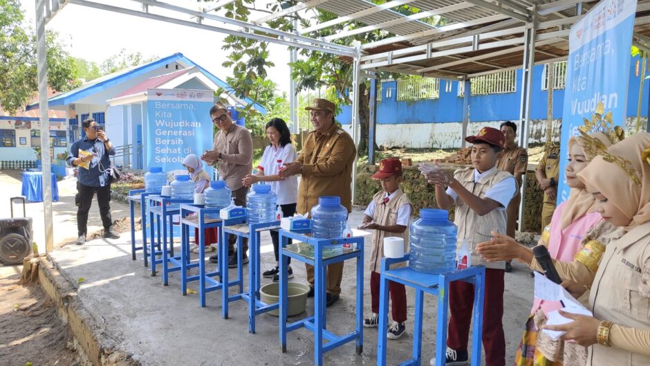 WINGS Group & UNICEF Hadirkan Toilet Inklusif di Maros