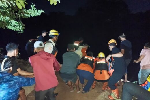 BPBD Maros Evakuasi Lansia Terperosok ke Sungai