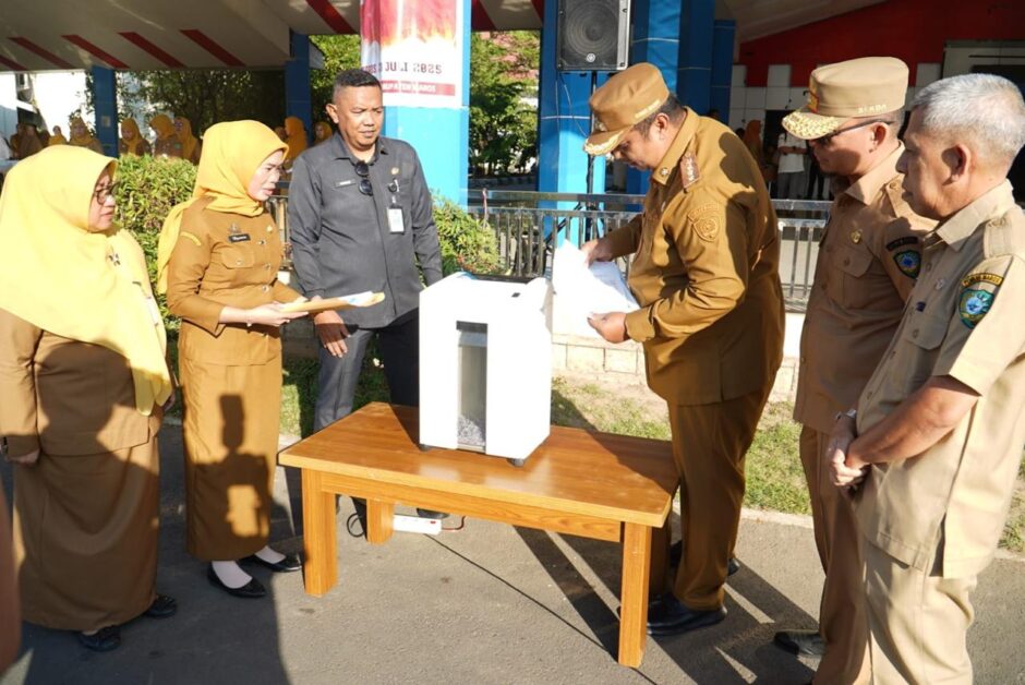 Pemkab Maros Musnahkan 746 Berkas Arsip Tidak Bernilai Guna