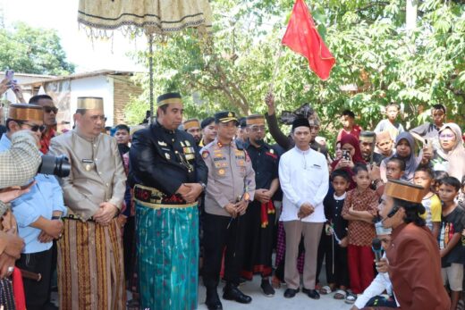 Bupati dan Kapolres Maros Hadiri Peringatan Maulid Nabi di Istana Balla Lompoa
