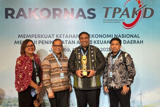 Maros Raih Penghargaan Ojk Atas Inovasi Akses Keuangan Daerah