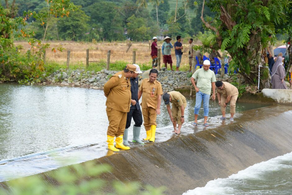 Bupati Maros Resmikan Irigasi Baru, Petani Target Panen Tiga Kali Setahun