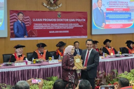 “Saya Tidak Boleh Mencuri,” Pelajaran Mangga yang Mengantar Marjan Massere Jadi Doktor