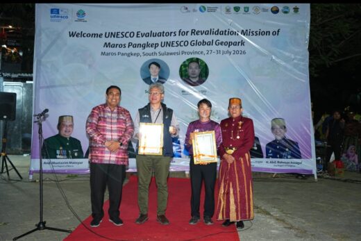 Hari Pertama Asesmen UNESCO, Asesor Korea-China Keliling Geosite Maros
