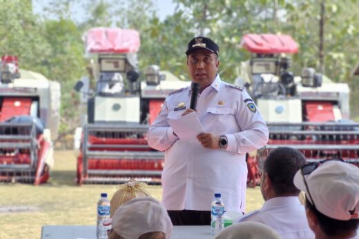 Pemkab Maros Salurkan 11 Alsintan ke Enam Kecamatan